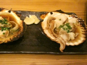 ホタテの炭火バター焼き