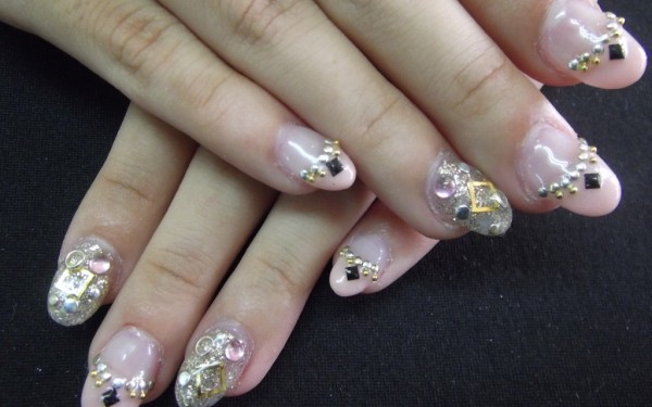 Nails By Aki 海を見ながらネイルの施術を楽しみませんか?