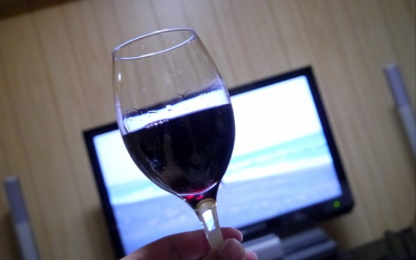 今夜はワイン&パンで映画鑑賞♪