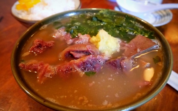 ヤギ汁 二十番（那覇市安里・栄町）