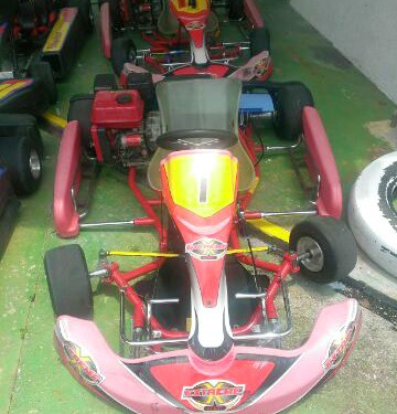 パーラーワイドーでゴーカート（宮古島）