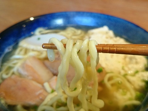 沖縄そばスタンプラリー4軒目「中村商店」（南風原町）