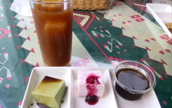 眺めの良いカフェ　リキュール（南城市）