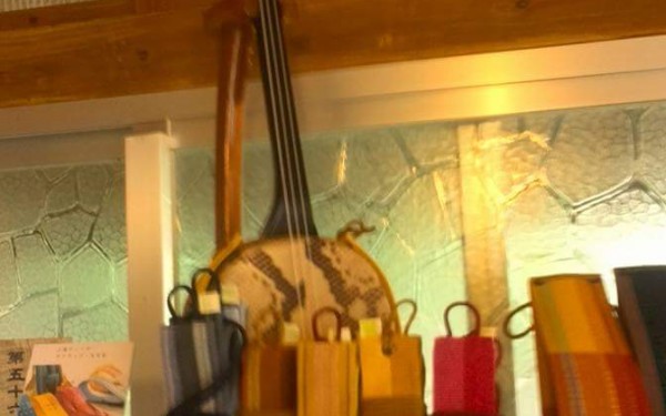 機織工房　しよん（八重瀬町）