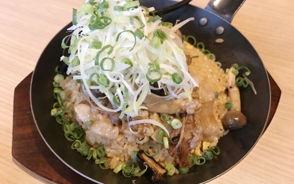 安定の美味しさ☆いぶし銀次郎(那覇市小禄)