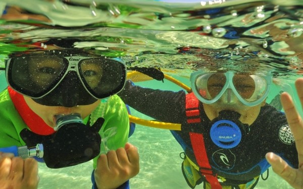 なんだこれ？スキューバじゃない『スヌーバ』だって？新しいダイビングだって？沖縄で体験できるのは久米島だけ！