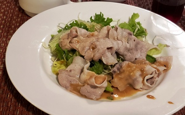 ステーキ&ハンバーグ食べ放題、それからしゃぶしゃぶも。(沖縄市)