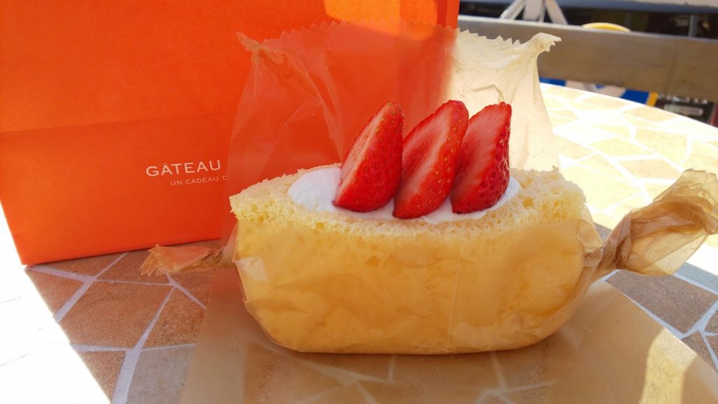 グランジュテ苺のシフォンサンド