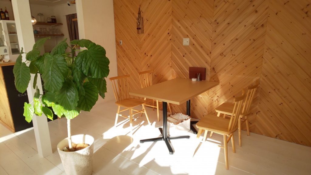 カフェシュエット店内