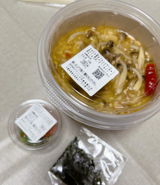 37E7F46B-AEE6-41AB-9275-515FAFDD5547