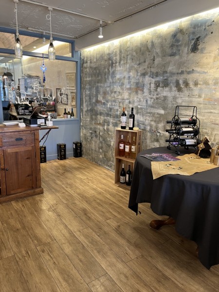 EAE951F0-3E0C-4120-86E4-8C738302E92E