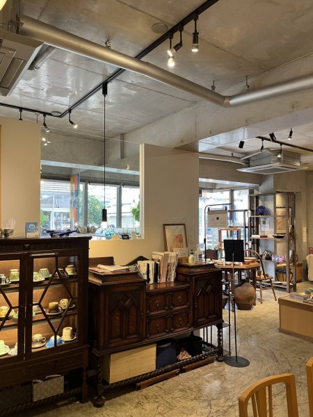 うちなー茶屋ぶくぶく店内