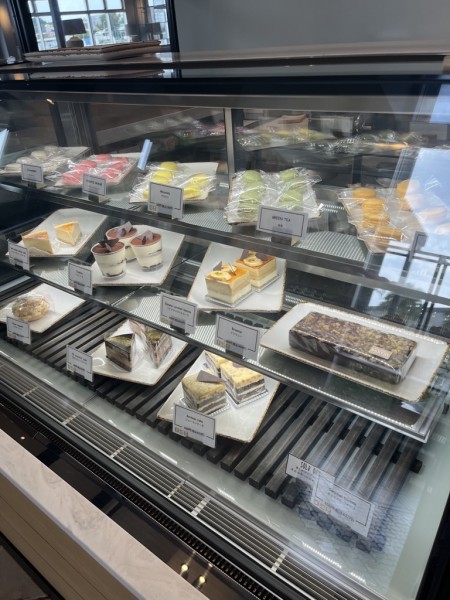 D1DF2289-5A7C-40BA-AF5A-167D991E6654_1_105_c