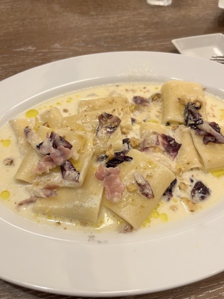 2F0C21DA-65EA-448E-AA7D-A4A222CFD678_1_105_c