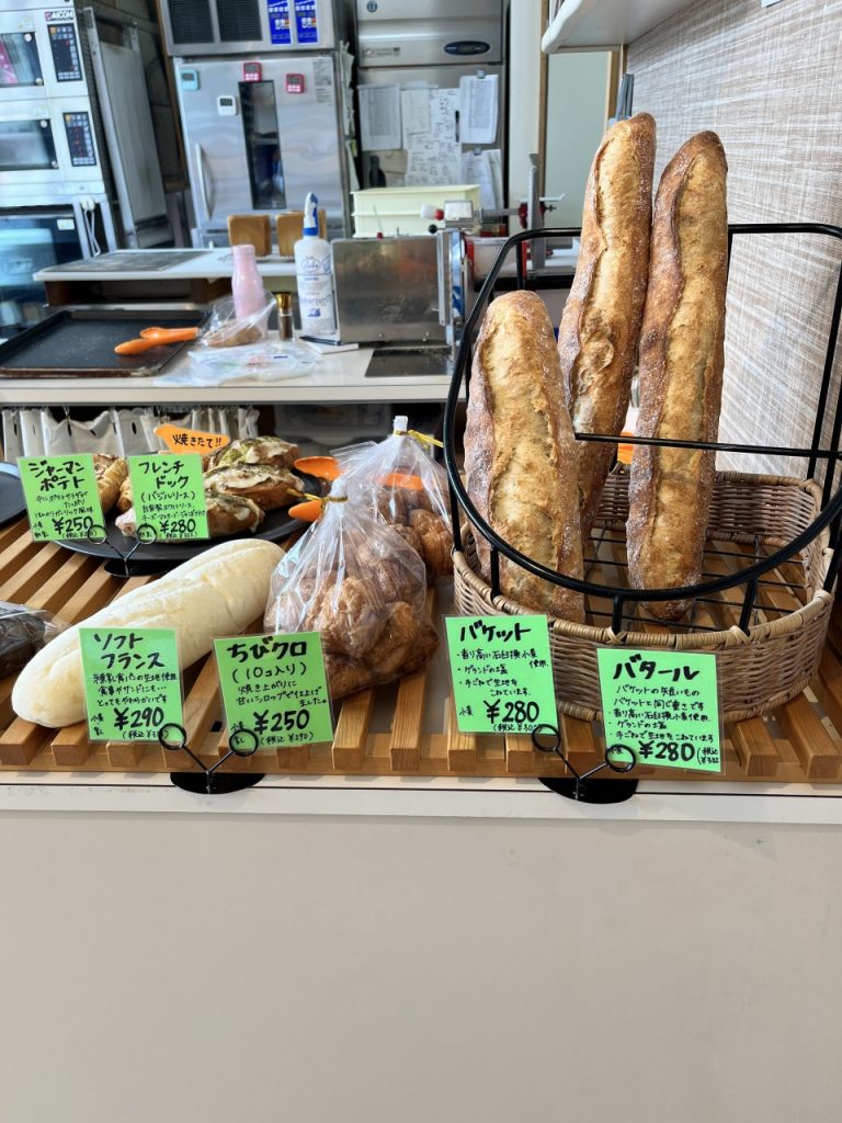 ウメノ製パンカウンターのパンその１