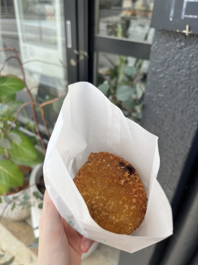 グリーンカレーパン中身