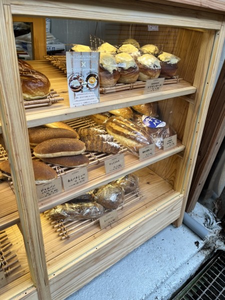 サカエマチパンの種類右