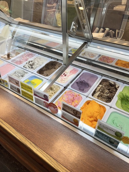 08A8970D-EBCA-4D80-BDCC-B04318F5089B_1_105_c