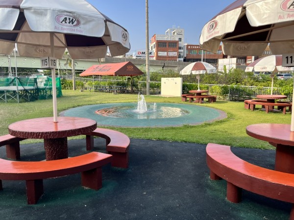 AB5CC7E1-F664-4743-A5A8-CB6DE90005B2_1_105_c