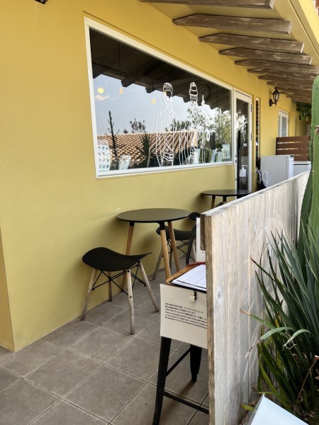 トリップカフェオキナワ入口