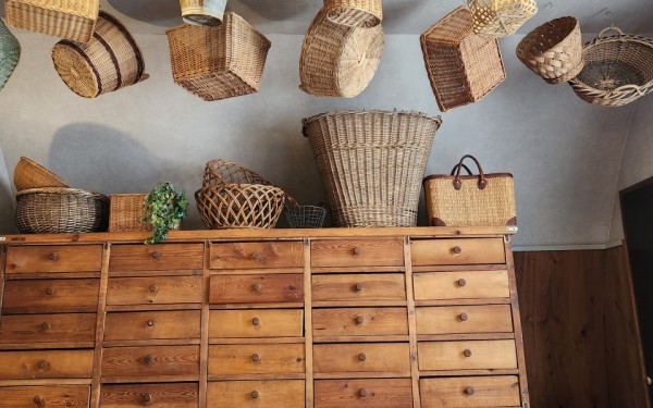 レンガ色の建物で素敵なカフェ cream(南城市)