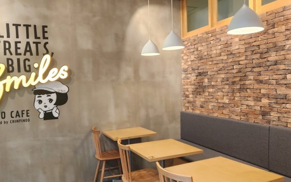 新しくなった工場カフェ 珍品堂(糸満市)工場カフェ(KOJO CAFE)